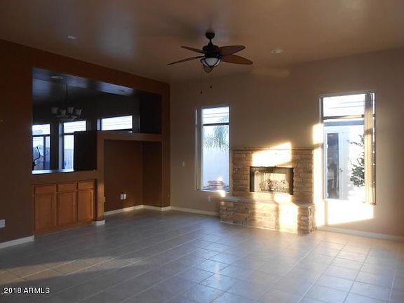 4th image of 2213 E Branham Ln