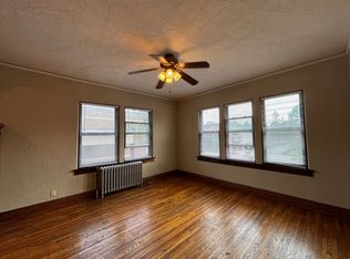 995 Grand Ave, Saint Paul, MN 55105