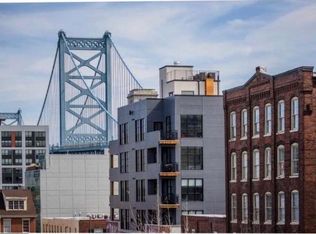 255 N 3rd St #4, Philadelphia, PA 19106