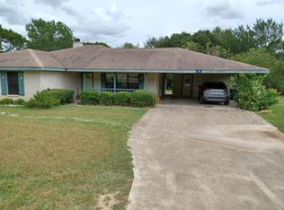 312 Queen Bee Dr, Ingram, TX 78025