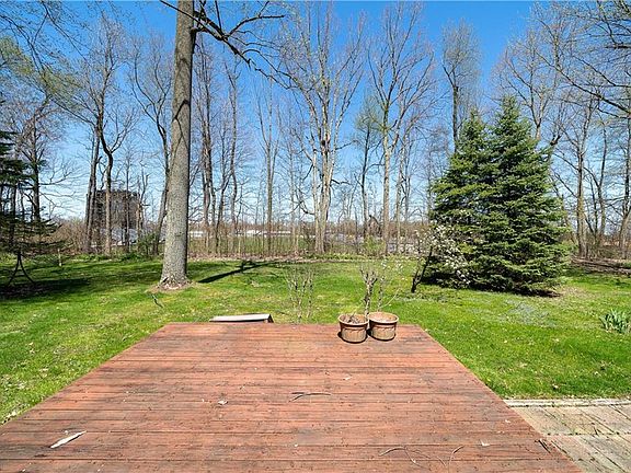 3rd image of 4529 Bramley Dr