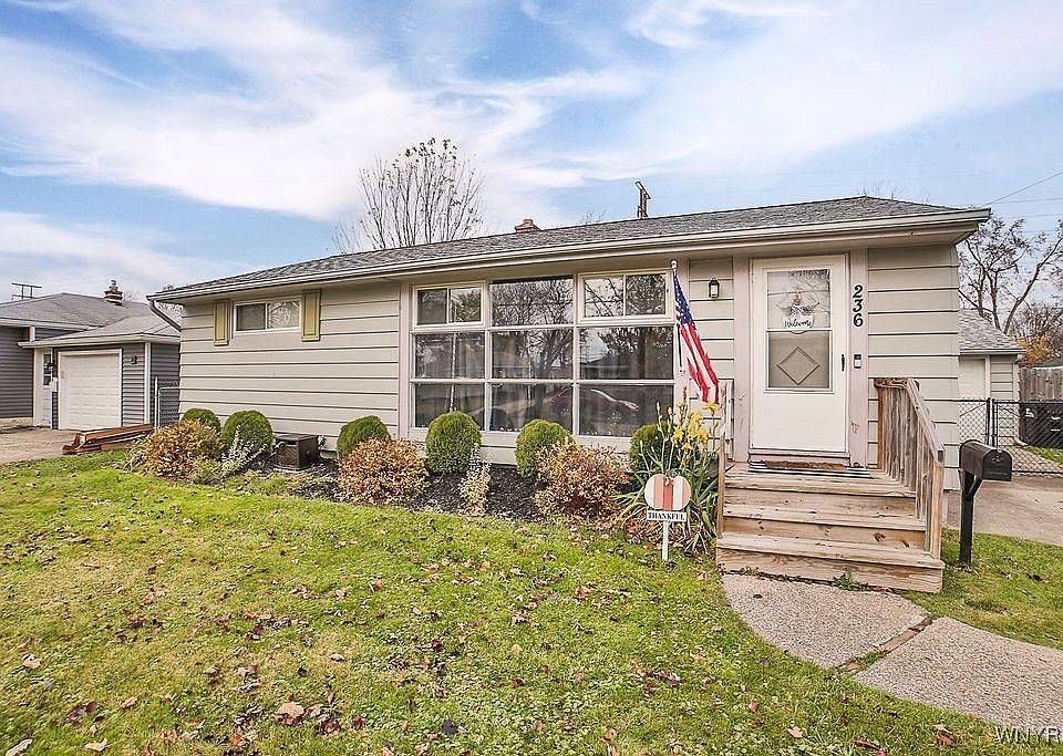 1st image of 236 Newell Ave