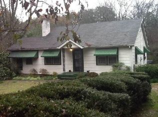 720 W Johns Rd, Lilburn, GA 30047