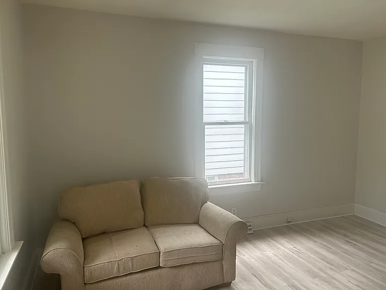 1630 Kearney Ave — Photo 5
