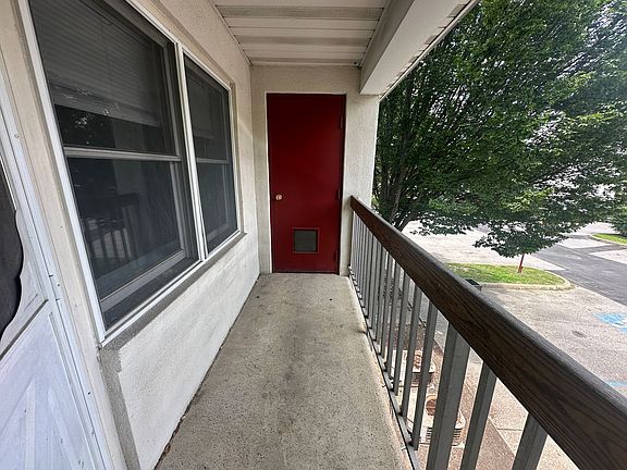 5th image of 343 E Liberty St #L