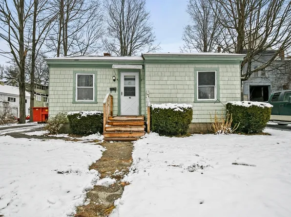 41 Fish St, Athol, MA 01331