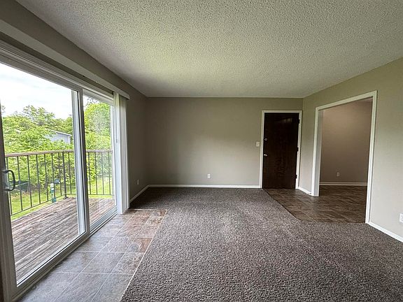 5th image of 431-433-435 N Bluegrass Dr #435-11