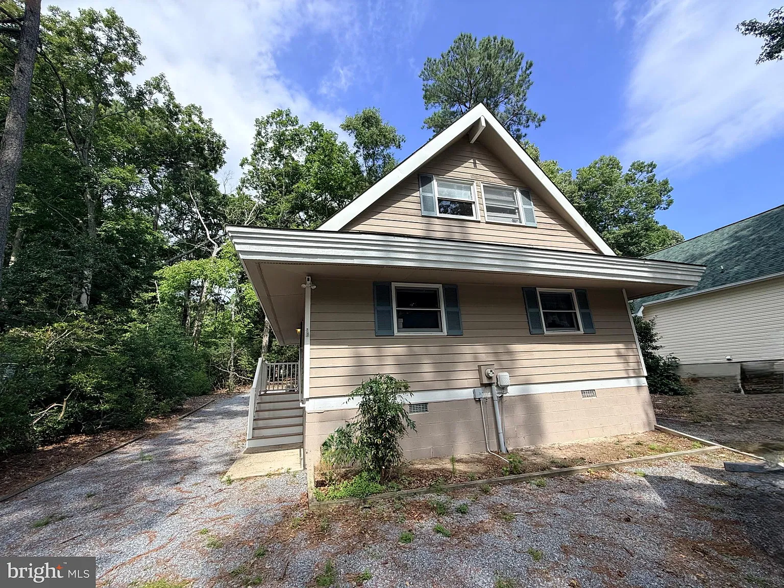 3 bed, 2.0 bath, 1200 sqft, $2,200 — Photo 3