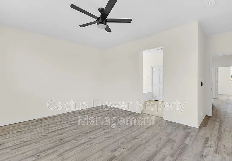 846 W Carob Dr — Photo 21