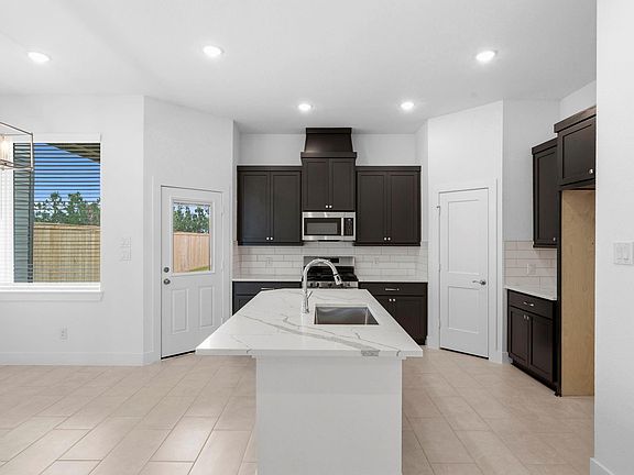 3rd image of 12746 Grayson County Rd