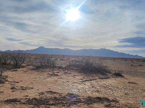 2nd image of 0 S Palo Verde Rd E
