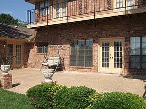 1st image of 4212 Green Oak Dr