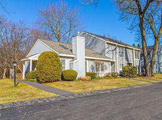 4 Putnam Ct, Halfmoon, NY 12065