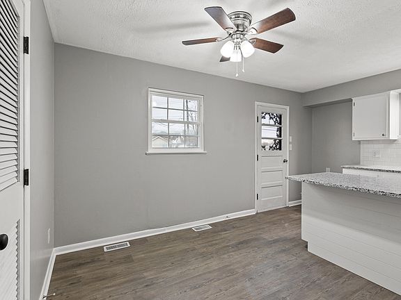 4th image of 1822 Balfour Dr