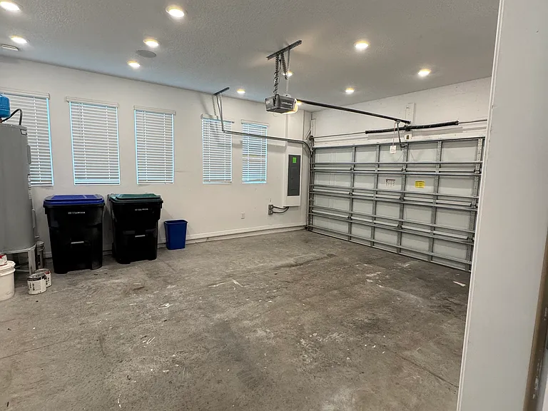 4318 Hibiscus Bloom Dr — Photo 16