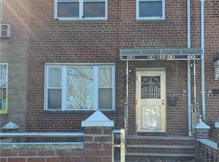 153-32 Booth Memorial Ave, Flushing, NY 11355