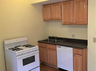 3525 N Broadway #2D, Chicago, IL 60657