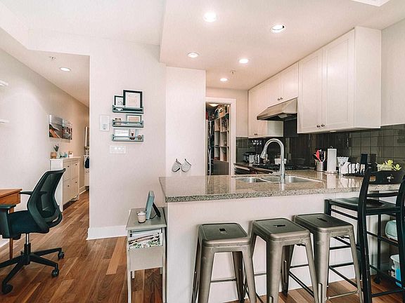 4th image of 1477 W 15th Ave #211