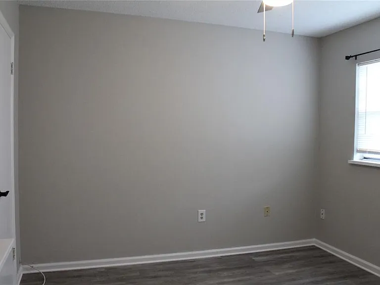 1920 E Edgewood Dr #D9 — Photo 15