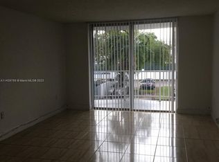Montecarlo Condo, Miami, FL 33169