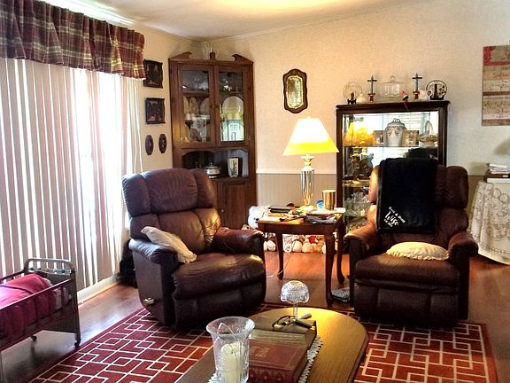3rd image of 4613 Rosegreen Ln