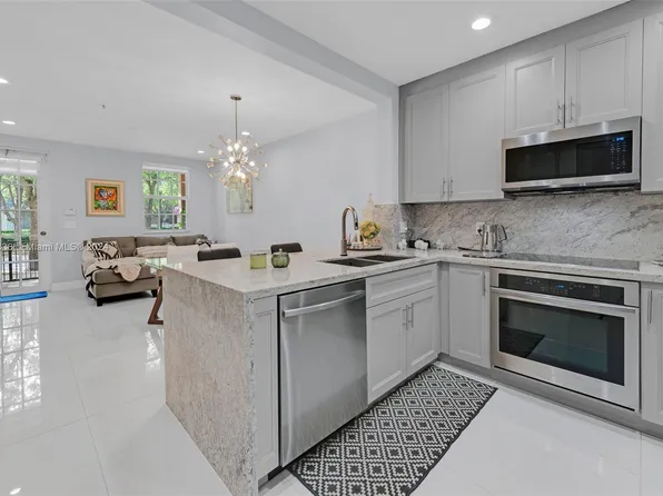 417 SW 147th Ave #109, Hollywood, FL 33027