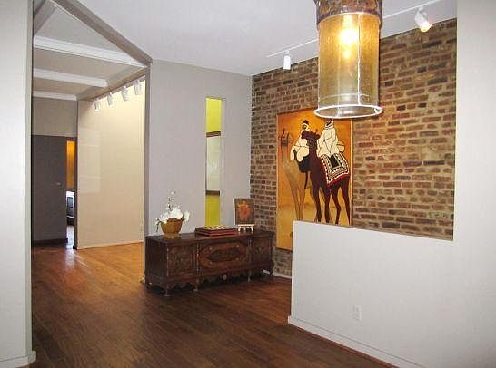 4th image of 392A N Euclid Ave #209