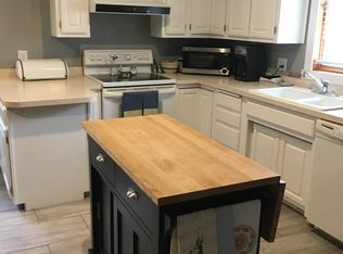 1339 Pershing Rd, Hastings, NE 68901