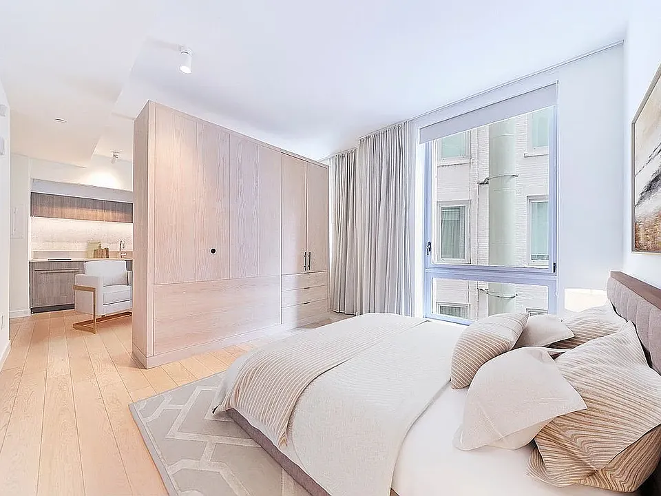 84 William St #501