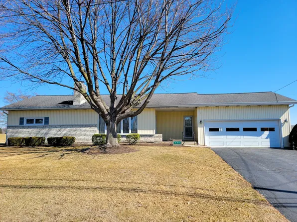 330 N Railroad St, Myerstown, PA 17067