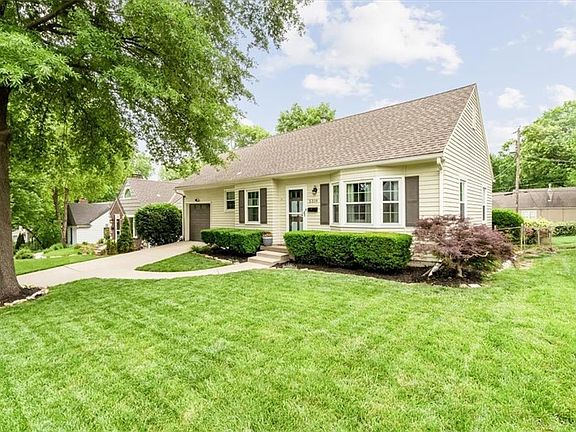 3rd image of 5319 Juniper Dr