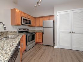 Heritage at Settlers Landing Apartments