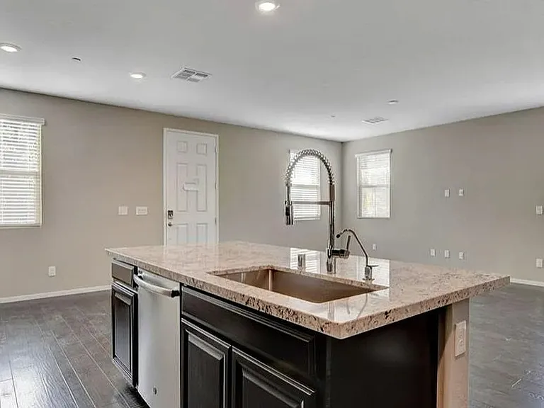 37 Alamere Falls Dr #1 — Photo 30