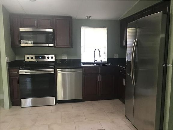 4th image of 1211 Orange St