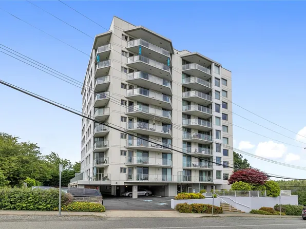 220 Townsite Rd #403, Nanaimo, BC V9S 5S8