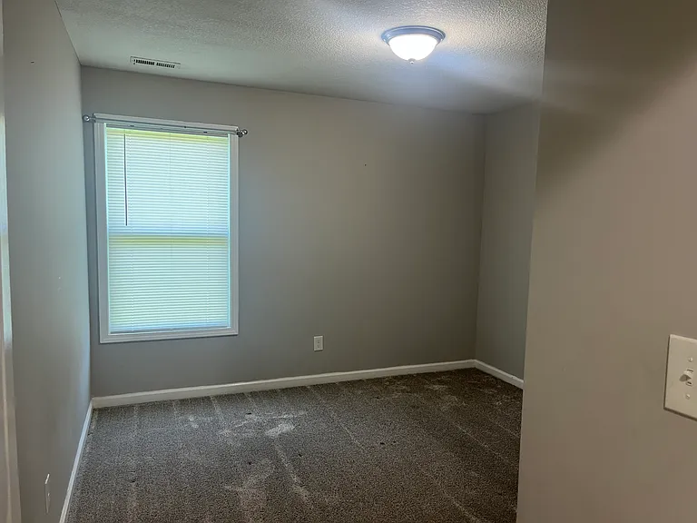 7018 SW Wheatfield Ln — Photo 5