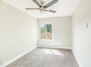 931 SW Holden St APT 205, Seattle, WA 98106