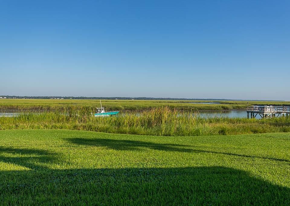 1st image of 1105 River Club Dr