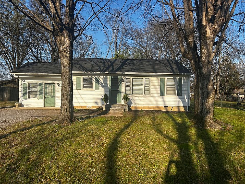1st image of 502 Harpeth Dr