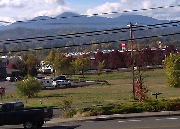 City/Valley views