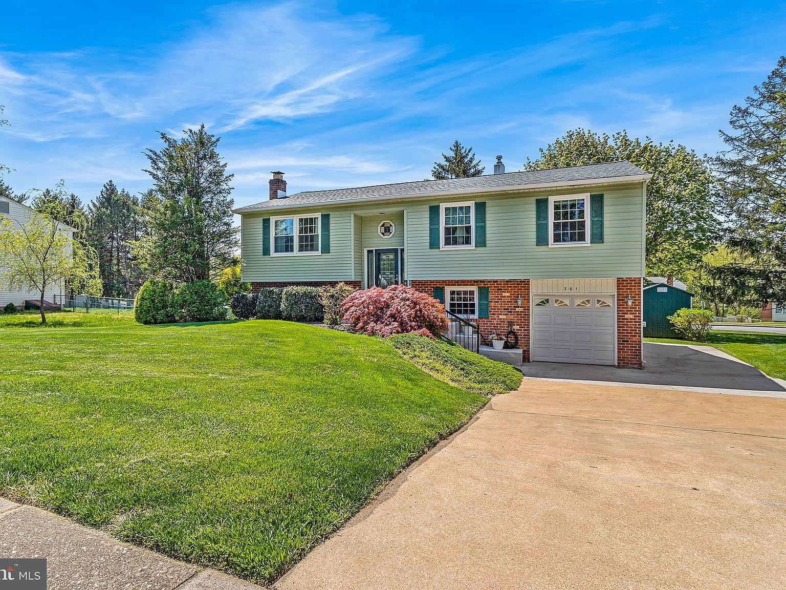 301 Willowbrook Rd, Upper Chichester, PA 19061 Zillow