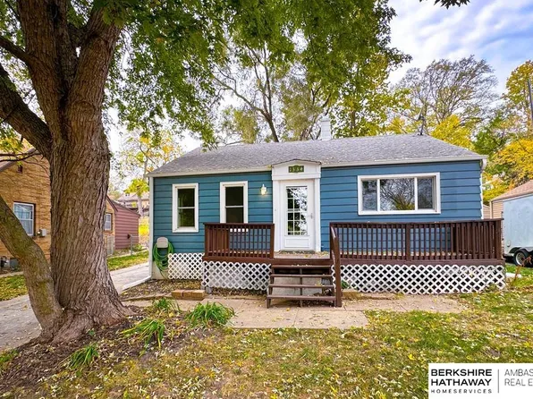 1334 Hancock St, Bellevue, NE 68005