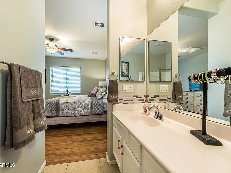 1546 E Azalea Dr — Photo 46
