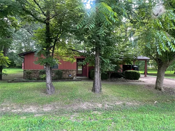 618 Old St, Poplar Bluff, MO 63901