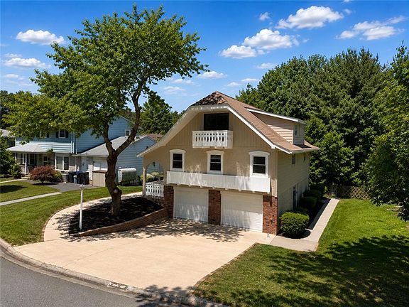 4th image of 1423 Garden Ave