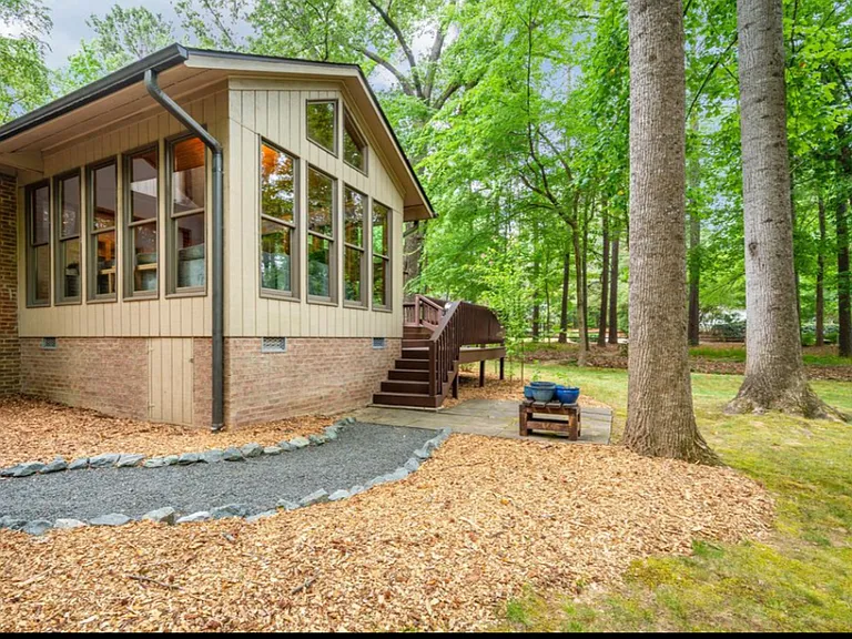 1020 Burning Tree Dr — Photo 40
