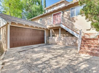 5001 Marmol Dr, Woodland Hills, CA 91364