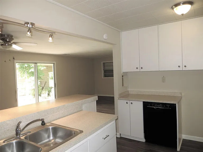 2809 Rosadele St — Photo 12