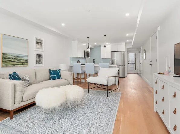 32 Orleans St #3, Boston, MA 02128