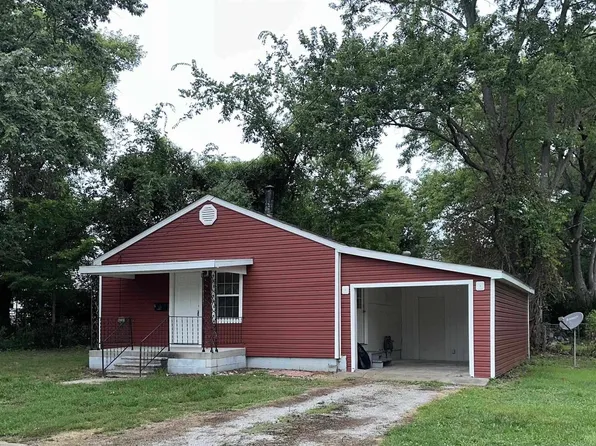 1 Court D, Herrin, IL 62948